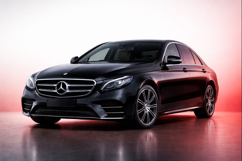 Sedan Business Taxi Schiphol
